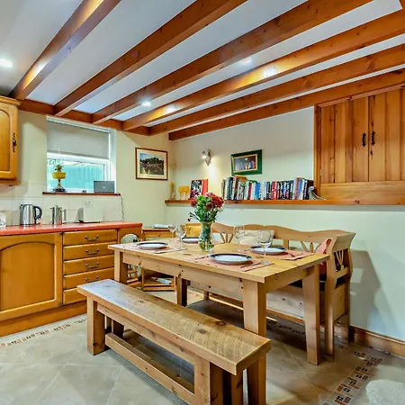 1 Bed In Cumbria Sz034 *