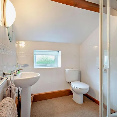 Prázdninový dům 1 Bed In Oc-sz034 *