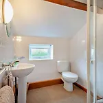 Holiday home 1 Bed In Oc-sz034 *